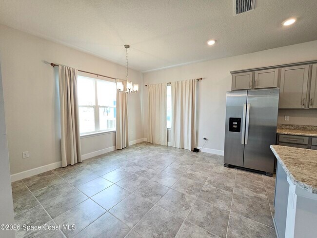 Building Photo - 1109 Canfield Cir