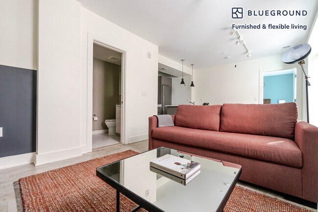 Foto del edificio - 816 Potomac Ave SE