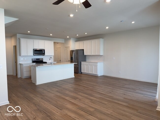 Building Photo - 7264 Selah Ln