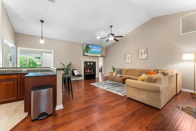 Building Photo - 15652 Coastal Ln