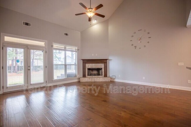 Building Photo - 1004 Red Maple Way