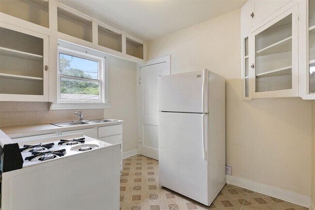 Foto del edificio - 1133 Bayland Ave