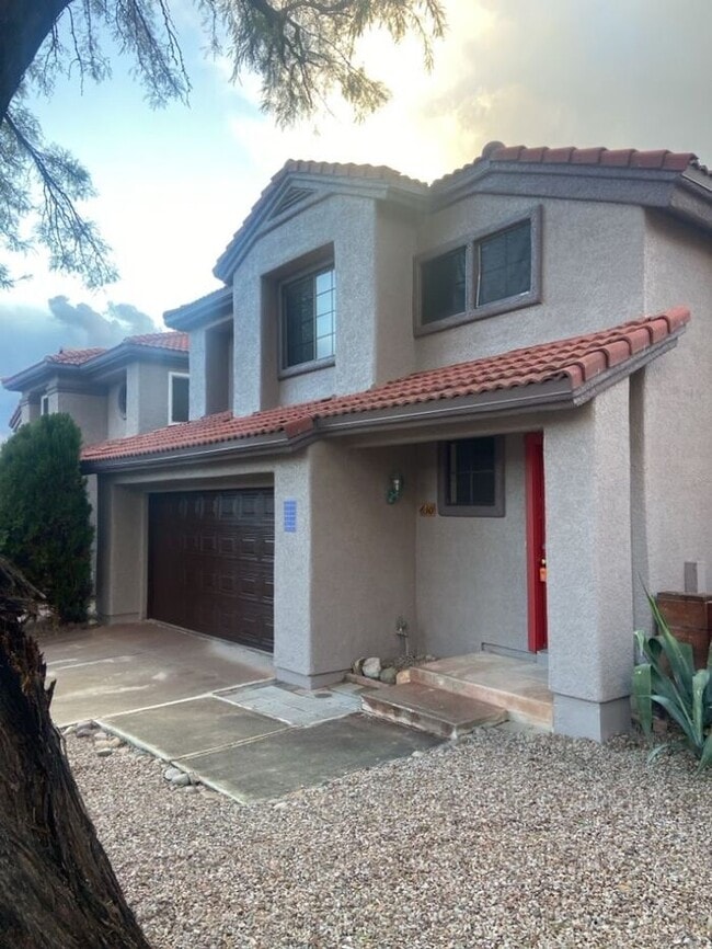 Building Photo - 630 W Cassidy Pl