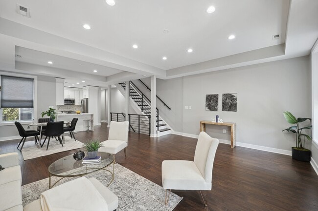 Photo - 48 New York Ave NW House