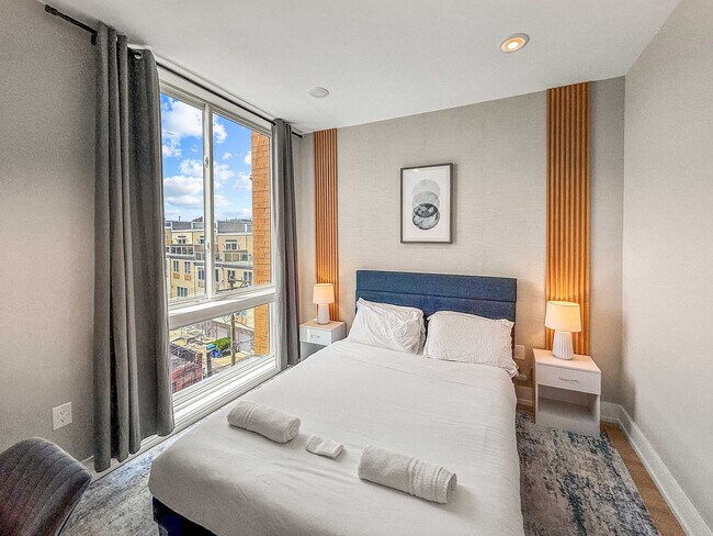 Building Photo - 626 N Delaware Ave