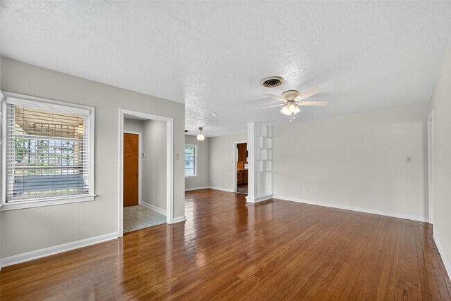 Foto del edificio - 3817 Anita St