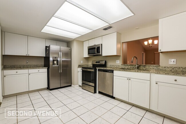 Foto del edificio - 10532 Wyndcliff Dr