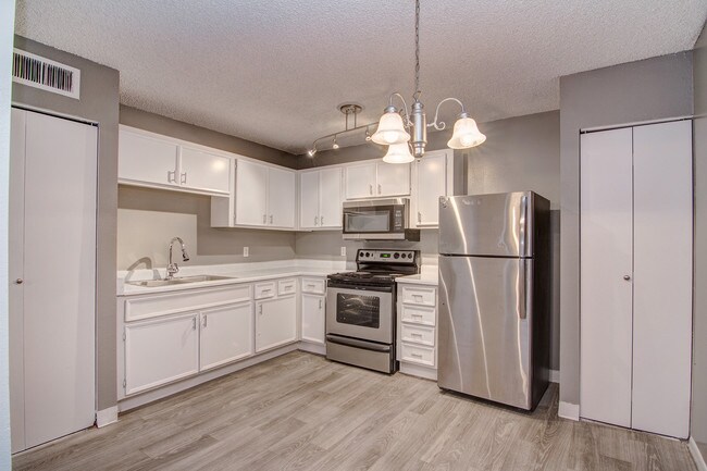 Foto del edificio - 6816 W Bethany Home Rd