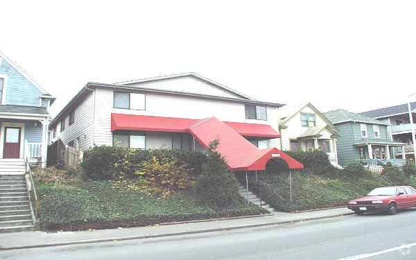 Building Photo - Everett 8 Units