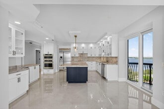 Building Photo - 5150 N Ocean Dr