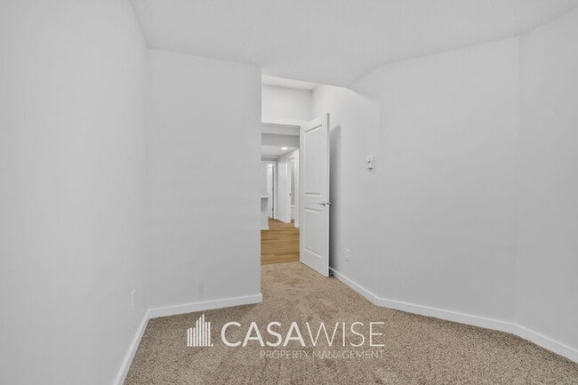 Building Photo - 21039-21025 25 Ave NW