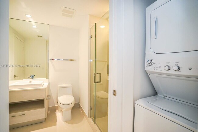 Foto del edificio - 55 SW 9th St