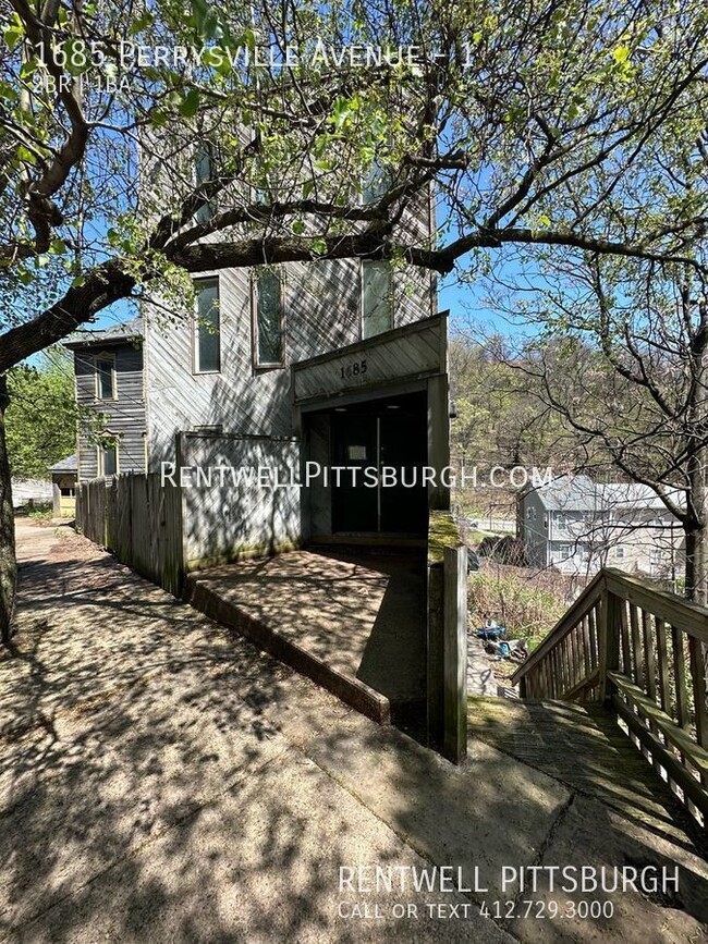 Foto del edificio - Fantastic 2 Bedroom Duplex in Pittsburgh