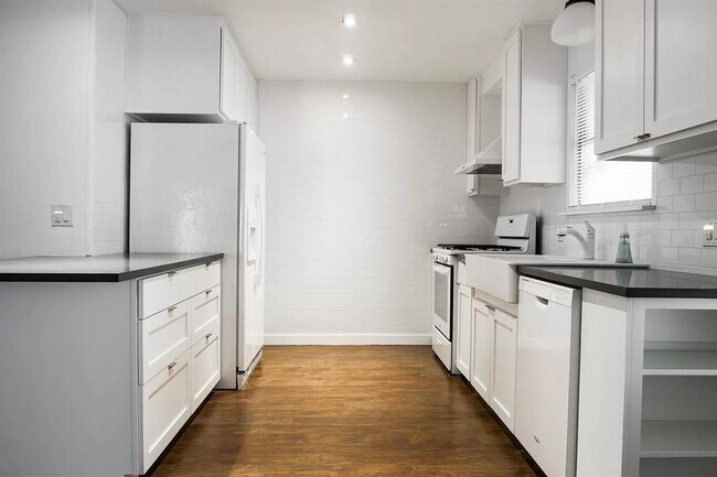 Foto del edificio - 11507 Whitewing Ave