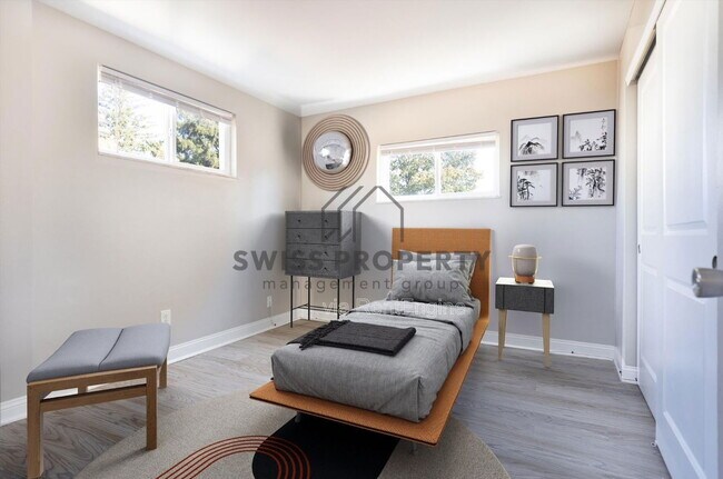 Foto del edificio - 2485 Deming Ave