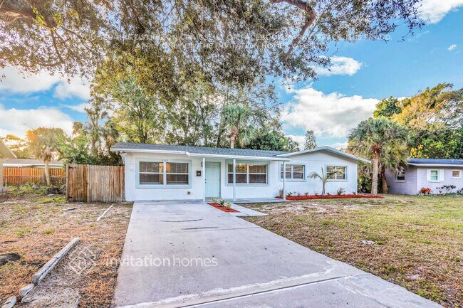 Foto del edificio - 4040 Porpoise Dr SE