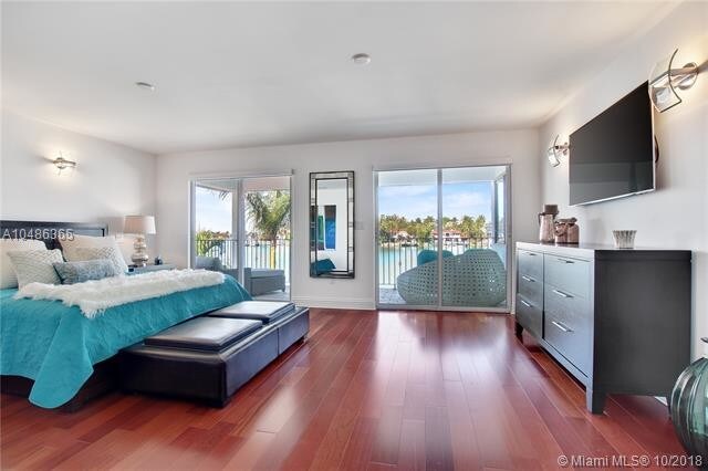 Foto del edificio - 257 N Coconut Ln