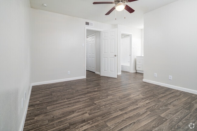 3BR, 2BA - 1256SF Bedroom 3 - Vintage at Oak Hill