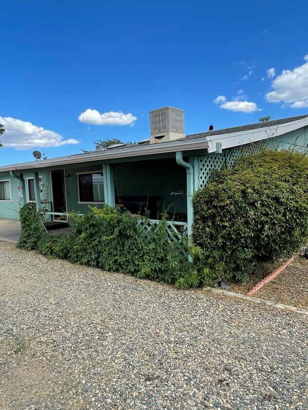 2755 N Meadowview Dr, Prescott Valley, AZ 86314 House Rental in
