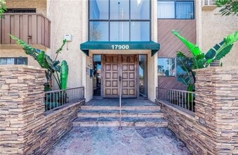Building Photo - 17900 W Sherman Way