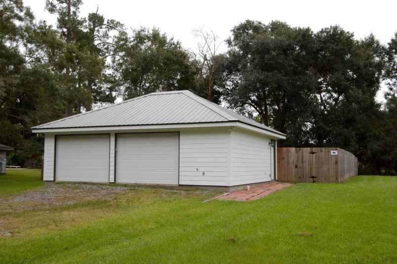 Primary Photo - 912 FM1136