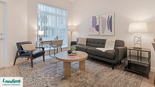 Foto del edificio - 5256 International Dr