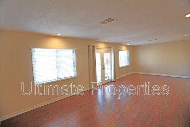 Foto del edificio - 2712 W Villa Rita Dr