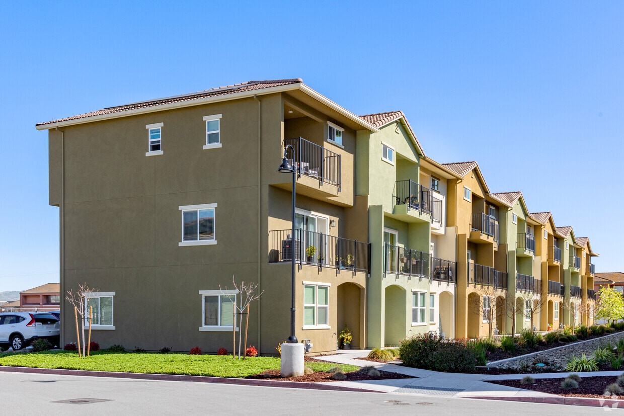 Building - 1603-1605 Cushman St