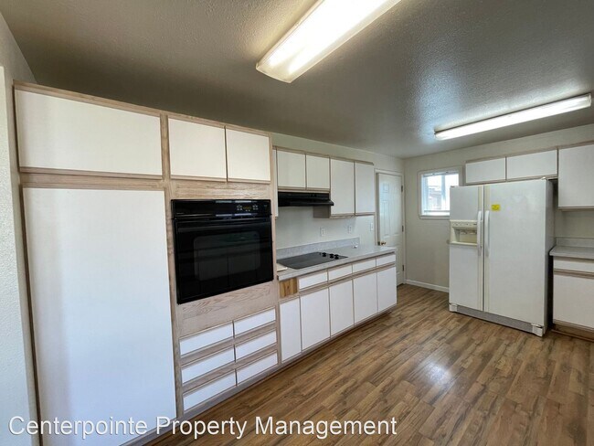 Foto del edificio - 3 br, 2.5 bath House - 347 NE Ward Ave