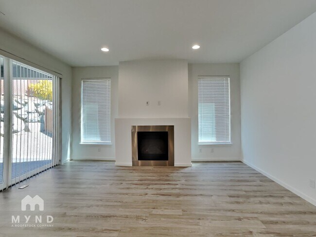 Foto del edificio - 16401 26th St E