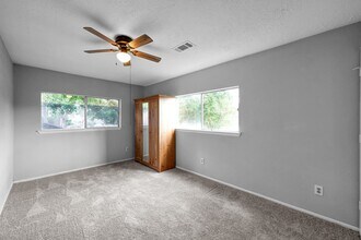 Building Photo - 4806 Tealgate Dr