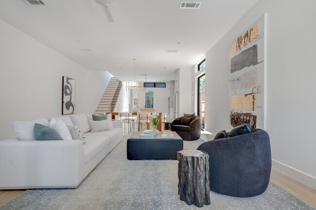 Foto del edificio - Scandinavian Inspired Newer Construction - near Greenville Ave, Henderson