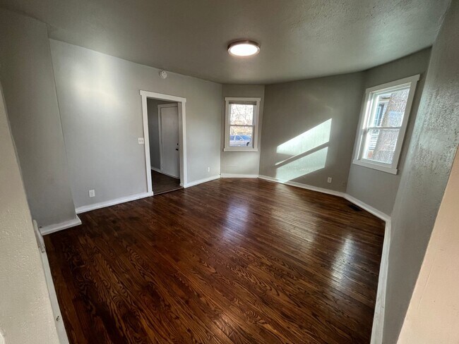 Foto del edificio - Updated 3bed 2bath