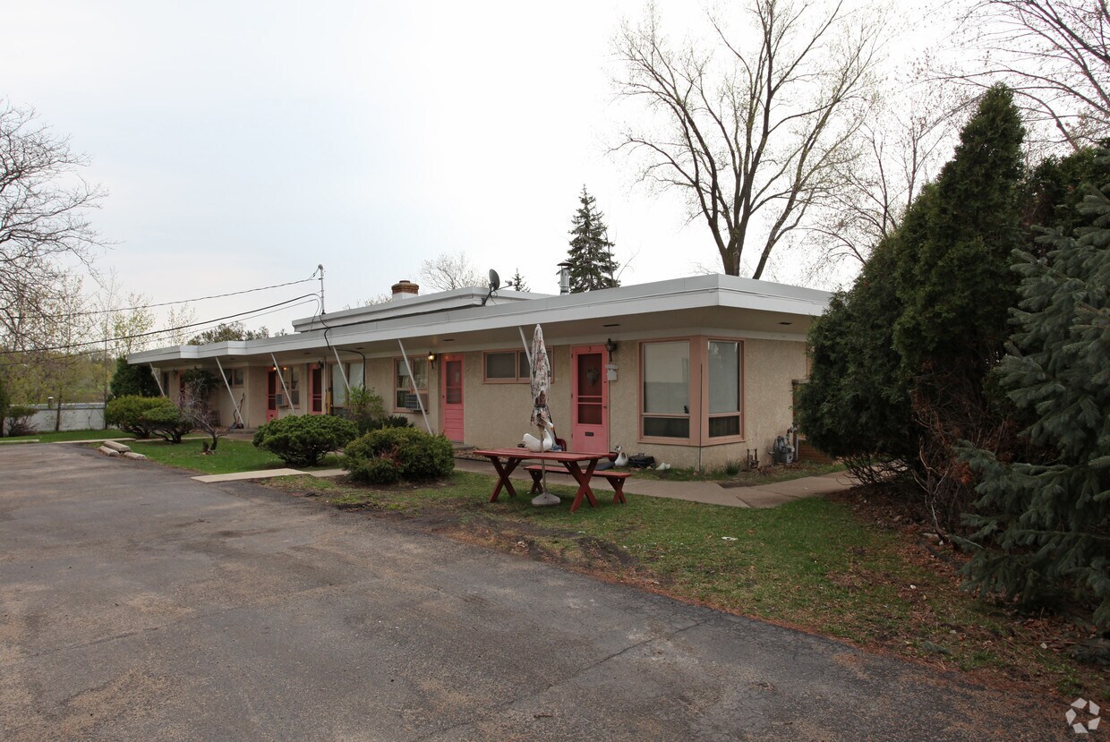 Building Photo - 1831 Stinson Blvd NE