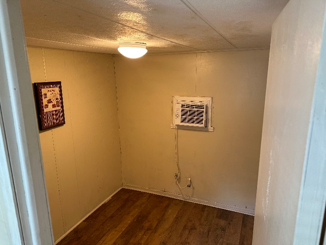 Foto del edificio - 6551 Char Ln