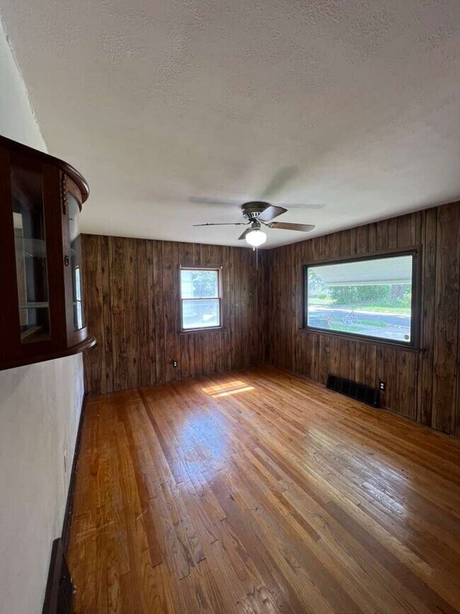 Foto del edificio - 5262 N 50th St