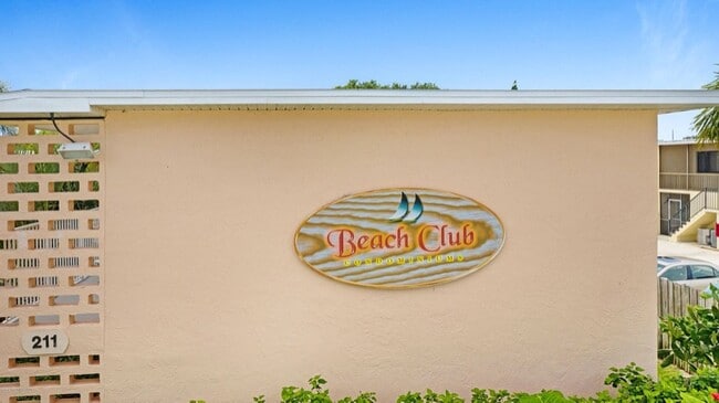 Foto del edificio - 211 Circle Dr