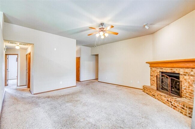 Building Photo - 1708 Meadow Run Dr