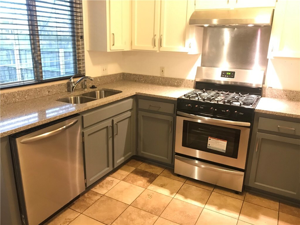 Building Photo - 3708 Tamil St