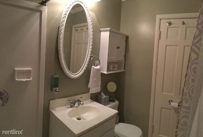Foto del edificio - 2 br, 1 bath House - 1226 Franklin Blvd