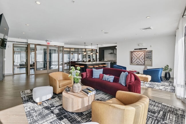 Building Photo - 1100 South