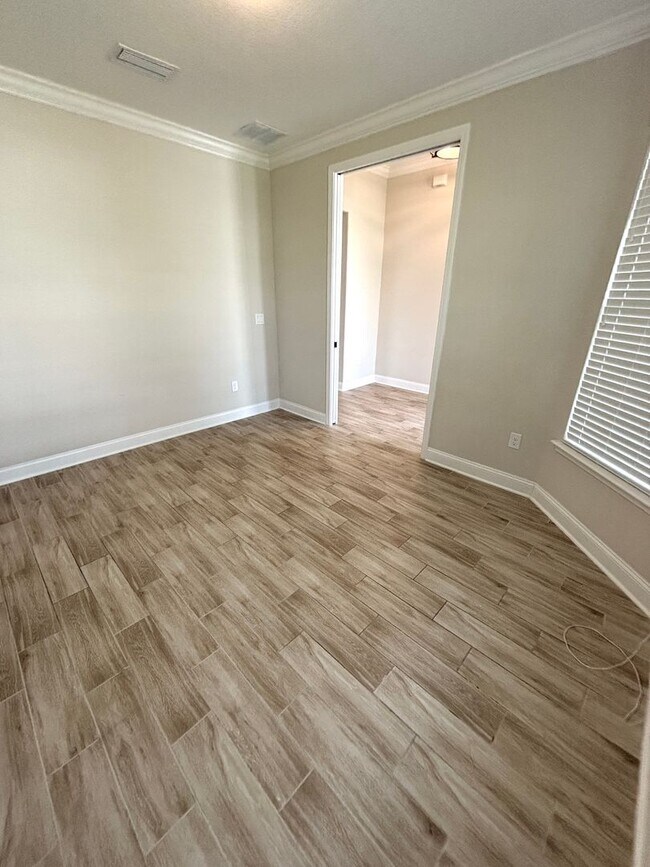 Foto del edificio - 835 Silver Pine Dr
