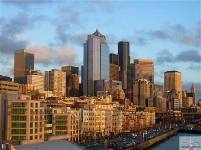 Foto del edificio - 2000 Alaskan Wy