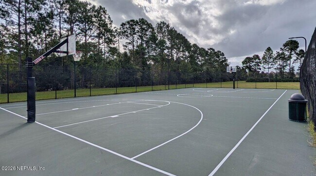 Foto del edificio - 2012 Chaucer Ln