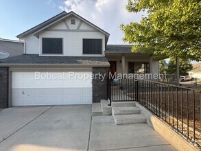 Building Photo - 1894 Klatt Dr
