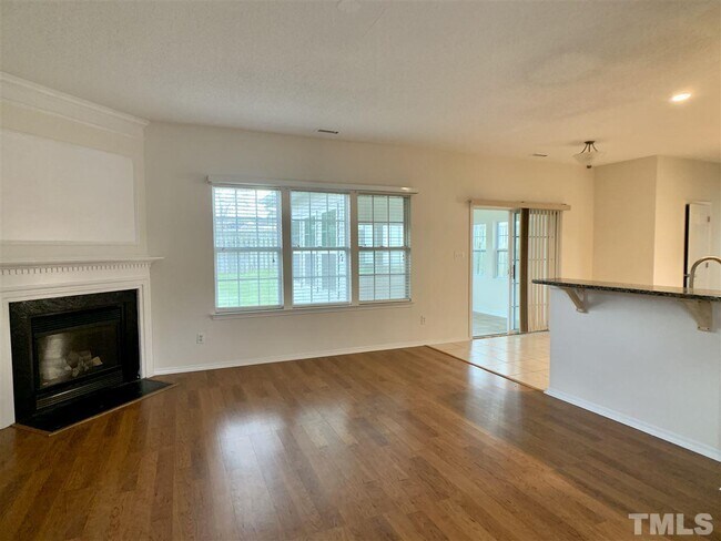 Foto del edificio - 4908 Heatherfield Way