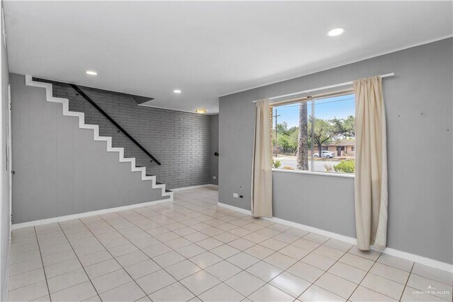 Building Photo - 1600 W Nolana Ave