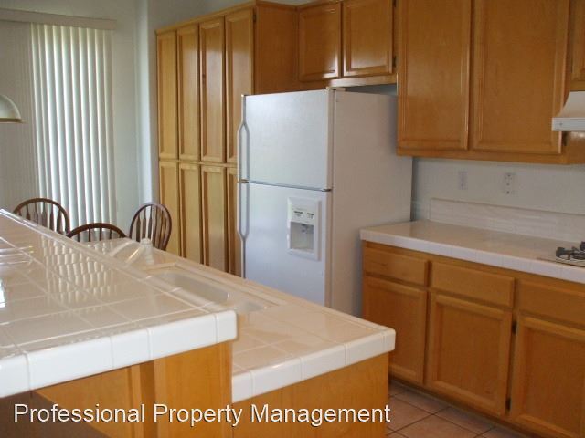 Building Photo - 4 br, 2 bath House - 4003 Portobello Place
