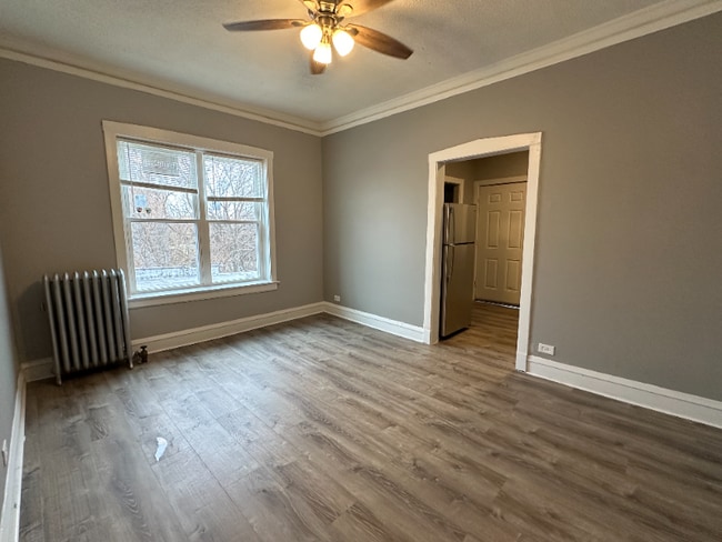 Building Photo - 6633 S Ellis Ave