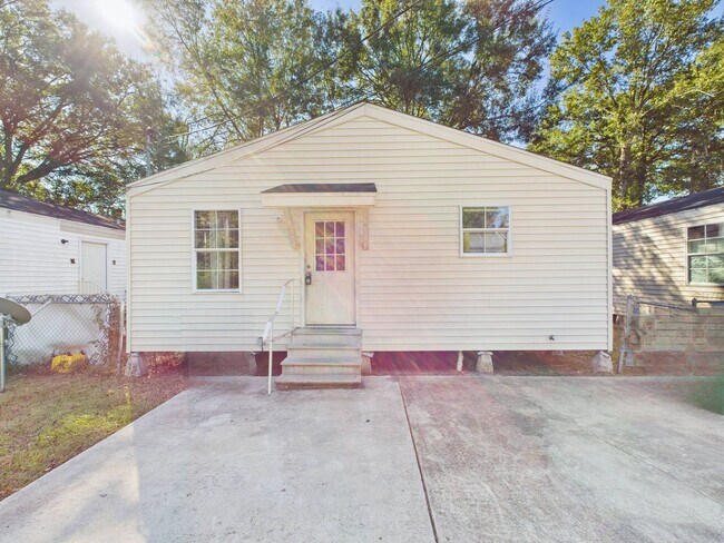 Foto del edificio - Three Bedroom Rental Home in Lafayette!